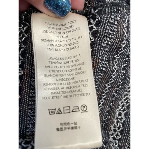 Free People Womens Heirloom Ruffle Black Combo Blouse Size Medium - Picture 6 of 8